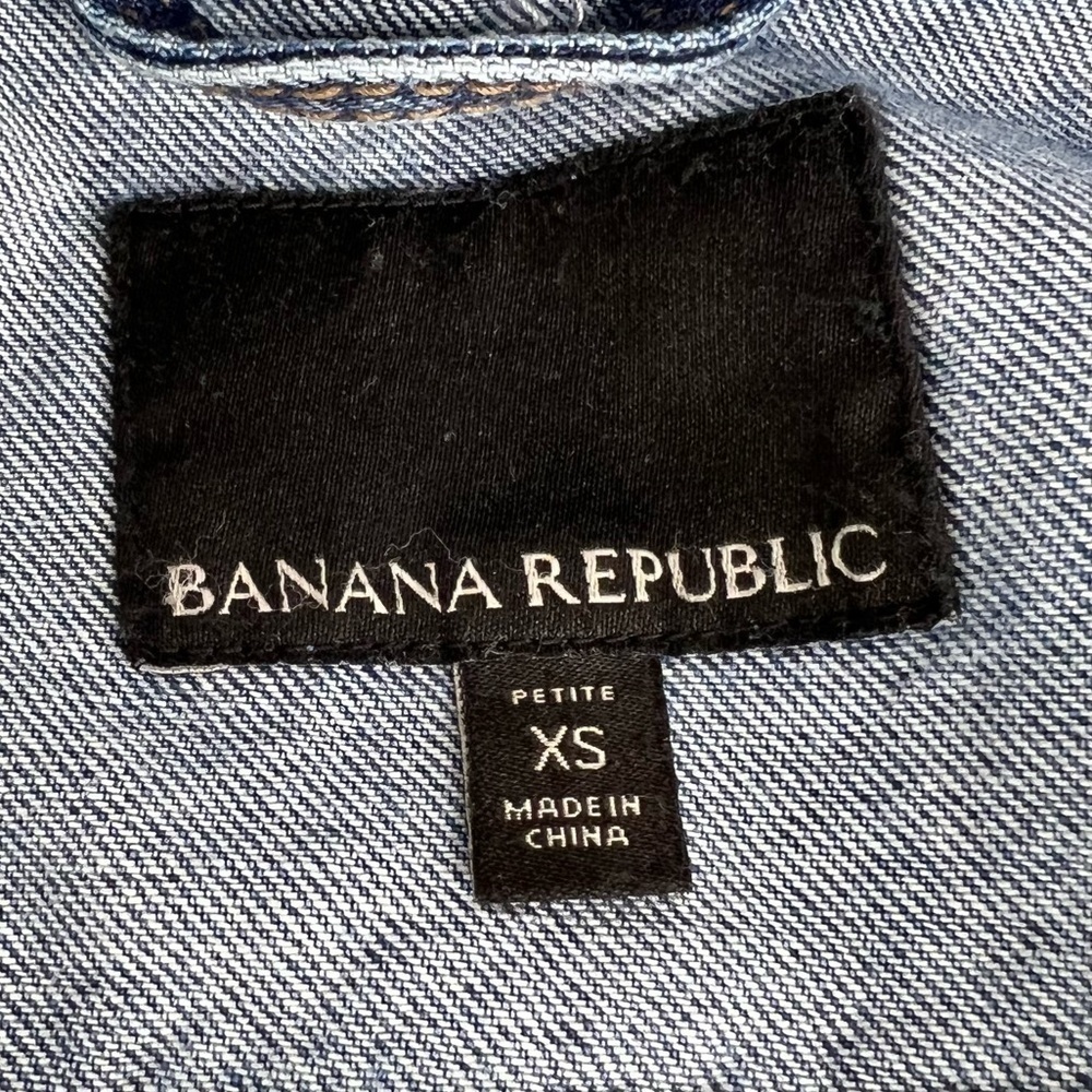 Banana Republic XSmall Denim Trucker Jean Jacket - Picture 8 of 8
